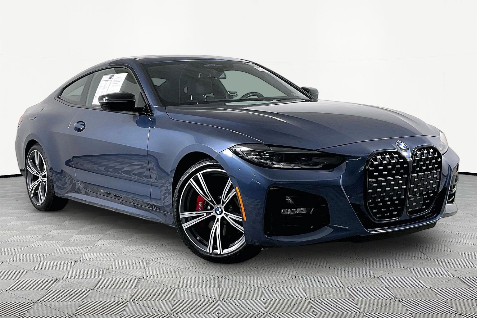 Used 2024 BMW 430i xDrive Coupe w/ M Sport Package AWD/4WD image 4