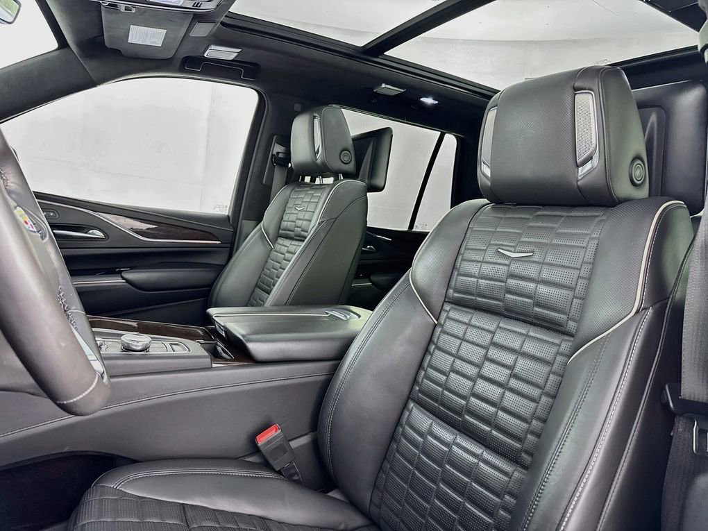 Used 2022 Cadillac Escalade Sport Platinum AWD/4WD image 32