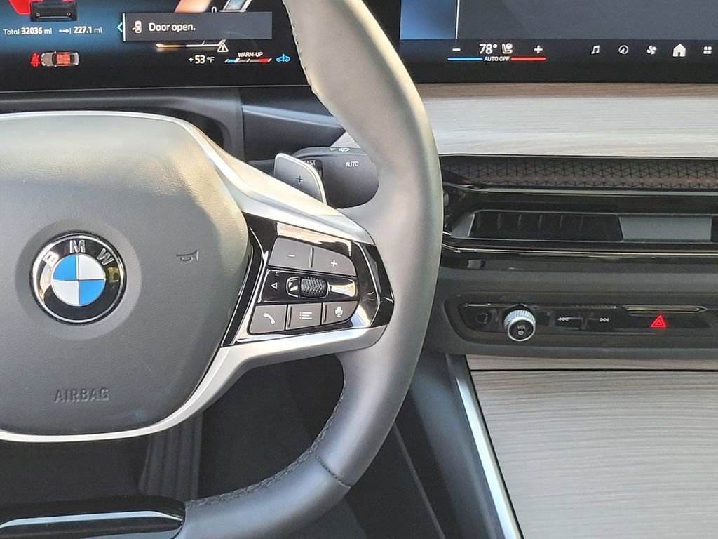 Used 2025 BMW 330i Sedan image 13