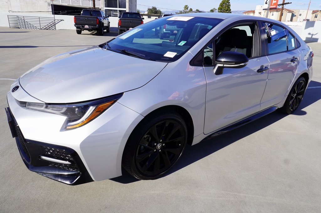 Certified 2022 Toyota Corolla SE w/ Carpet Mat Package (TMS) image 4