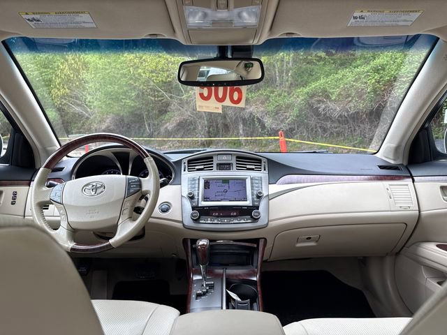Used 2011 Toyota Avalon Limited FWD image 13