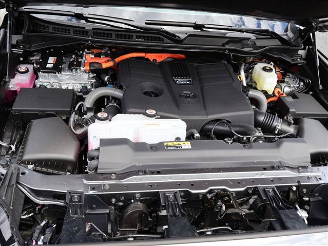 New 2026 Toyota Sequoia Platinum AWD/4WD image 18
