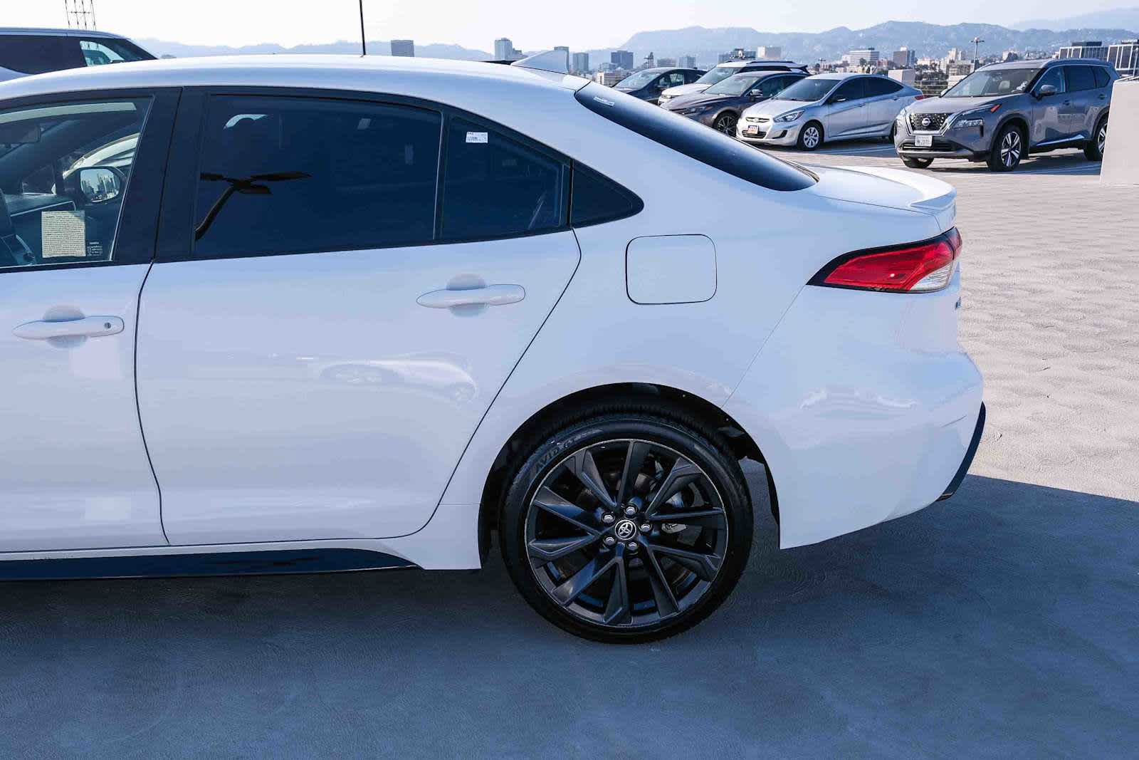 Used 2025 Toyota Corolla SE FWD image 8