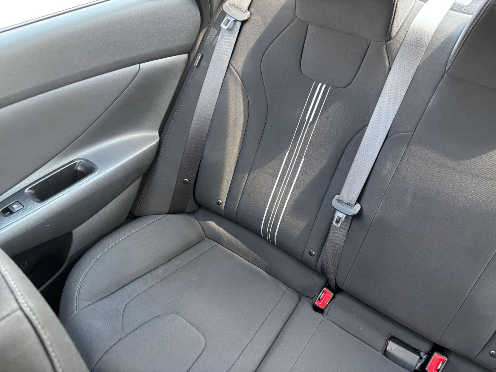 Used 2026 Hyundai Elantra Sport FWD image 37