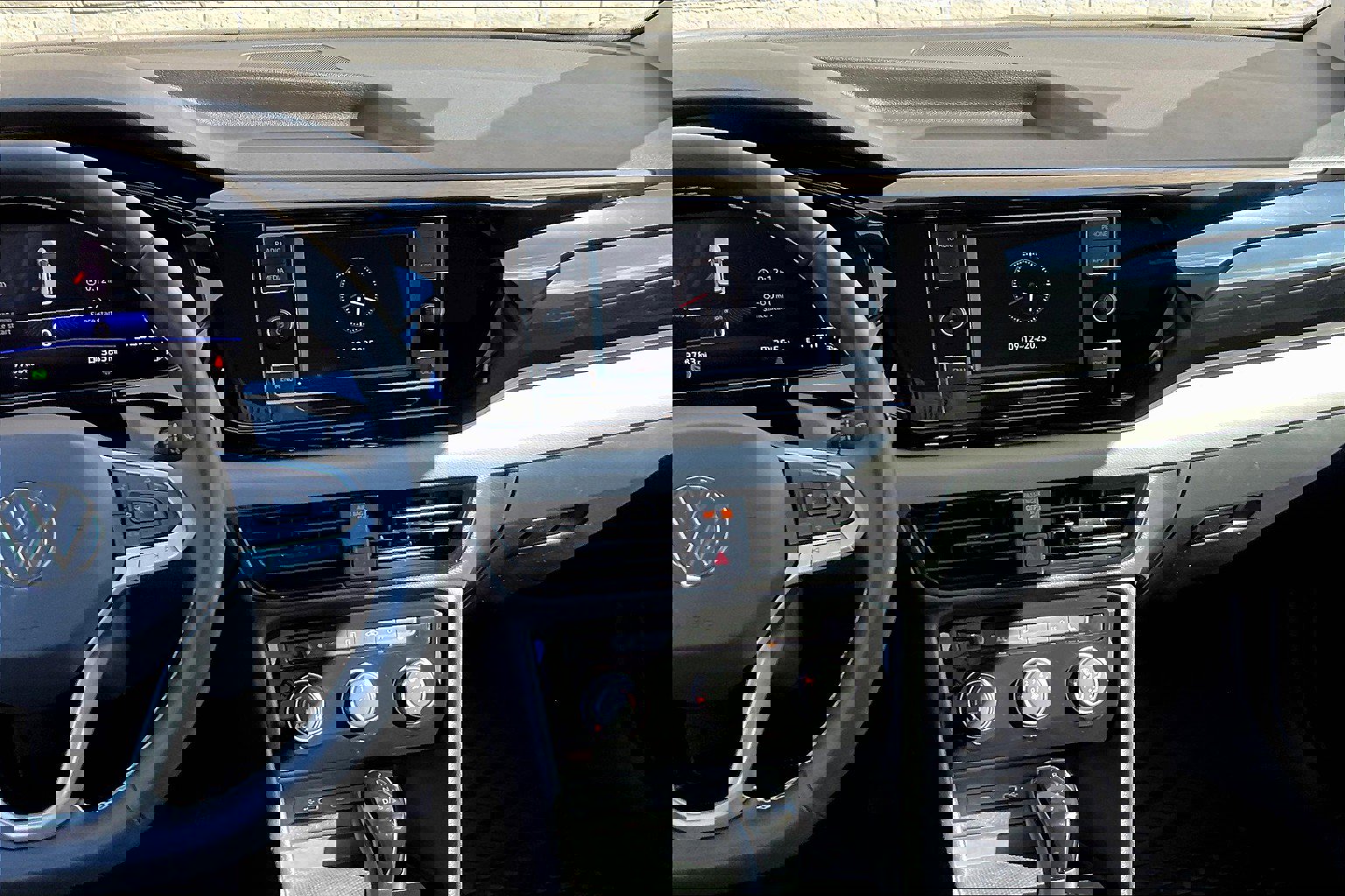 Certified 2024 Volkswagen Taos S image 5