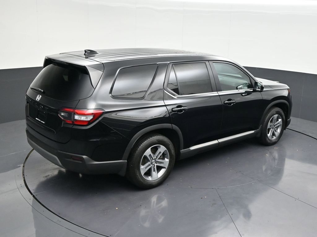 Used 2025 Honda Pilot EX-L image 15