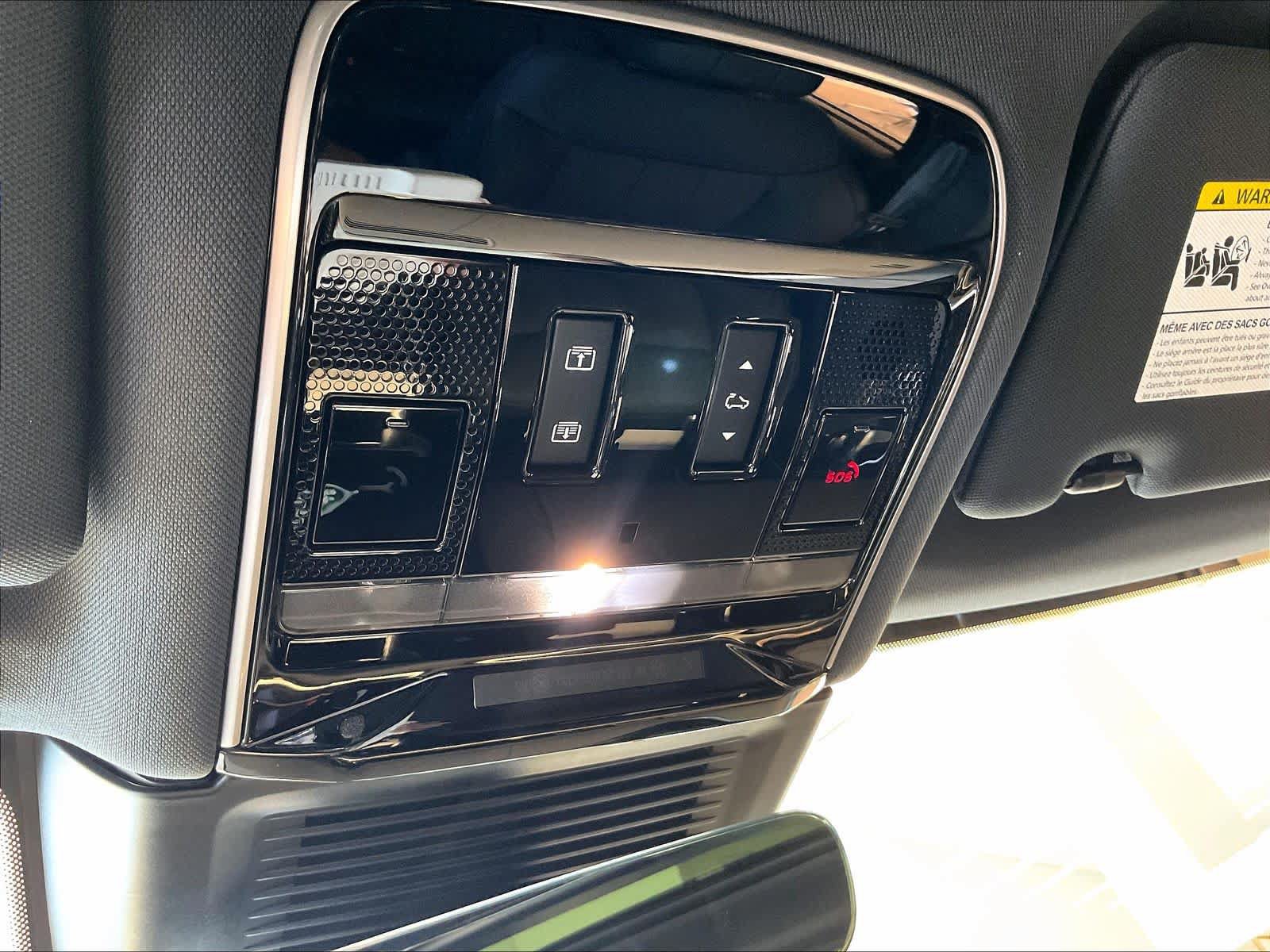 New 2026 Land Rover Range Rover SE AWD/4WD image 17