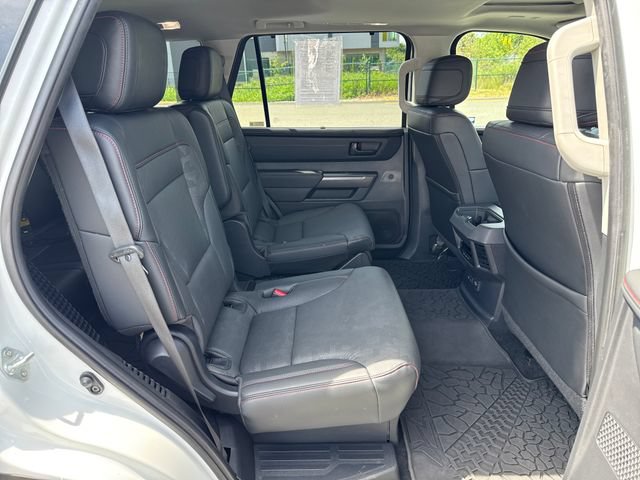 Used 2023 Toyota Sequoia TRD Pro AWD/4WD image 10