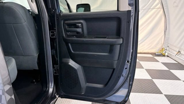 Used 2017 RAM 1500 ST w/ SXT Appearance Group AWD/4WD image 24