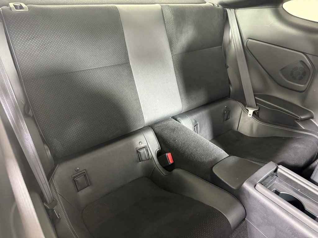 Used 2023 Toyota GR86 Premium w/ ALL Weather Mat Package (TMS) image 16