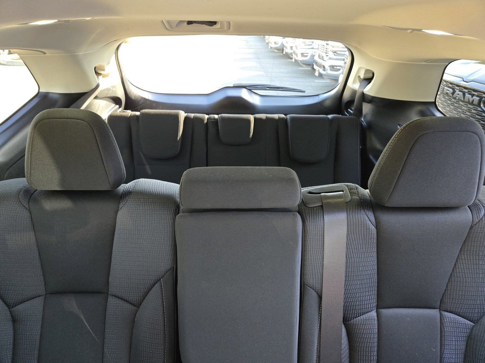 Used 2024 Subaru Ascent Premium w/ Convenience Package image 16