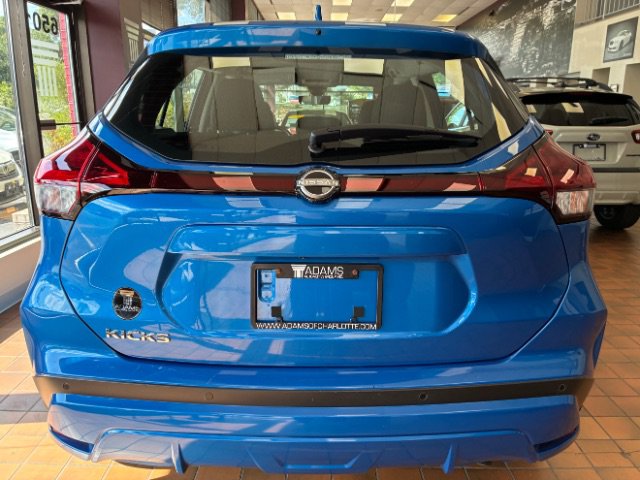 Used 2025 Nissan Kicks Play S w/ Interior Electronics Package FWD image 12