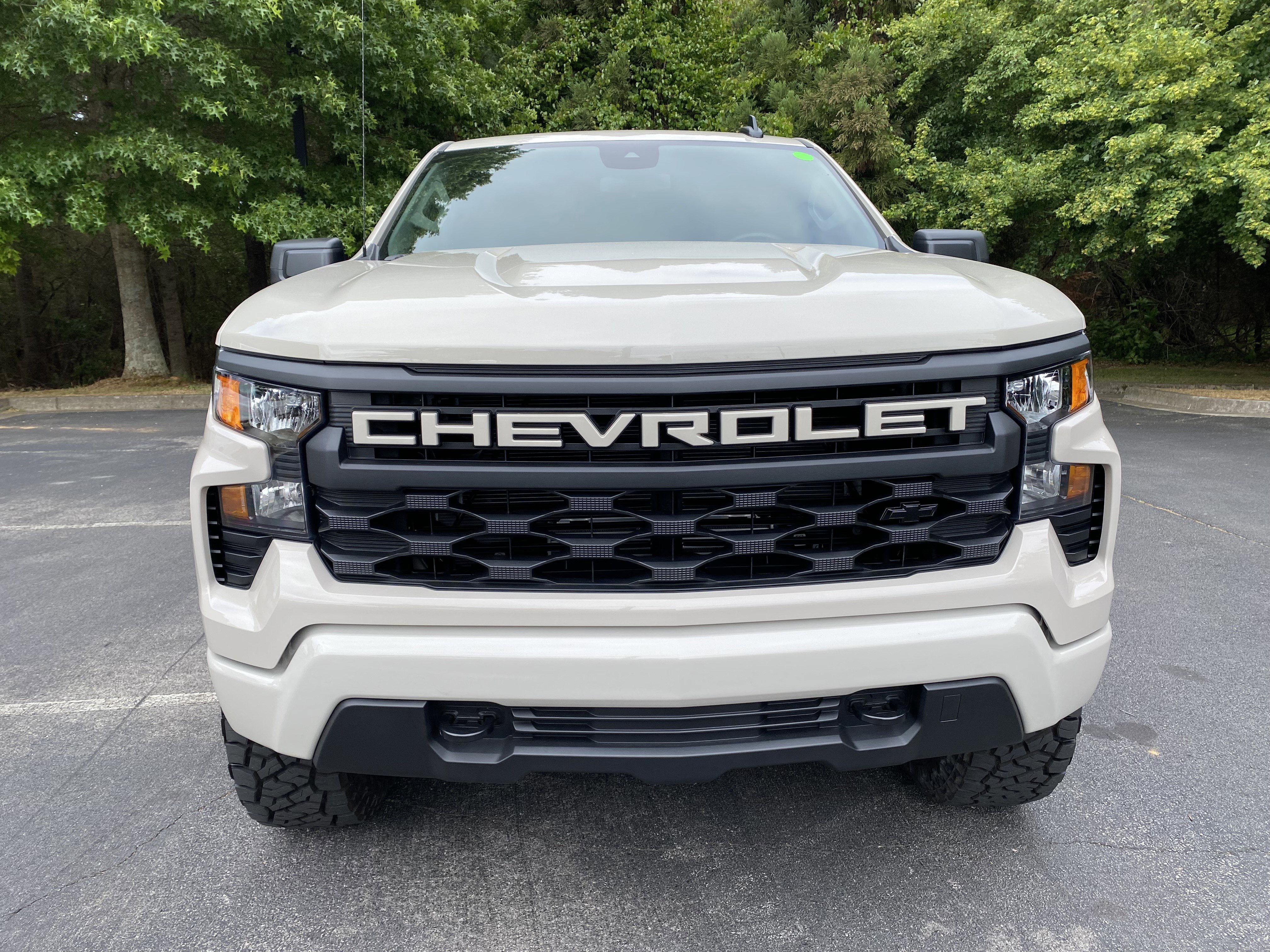 Used 2026 Chevrolet Silverado 1500 Custom w/ Turbomax Blackout Package AWD/4WD image 3