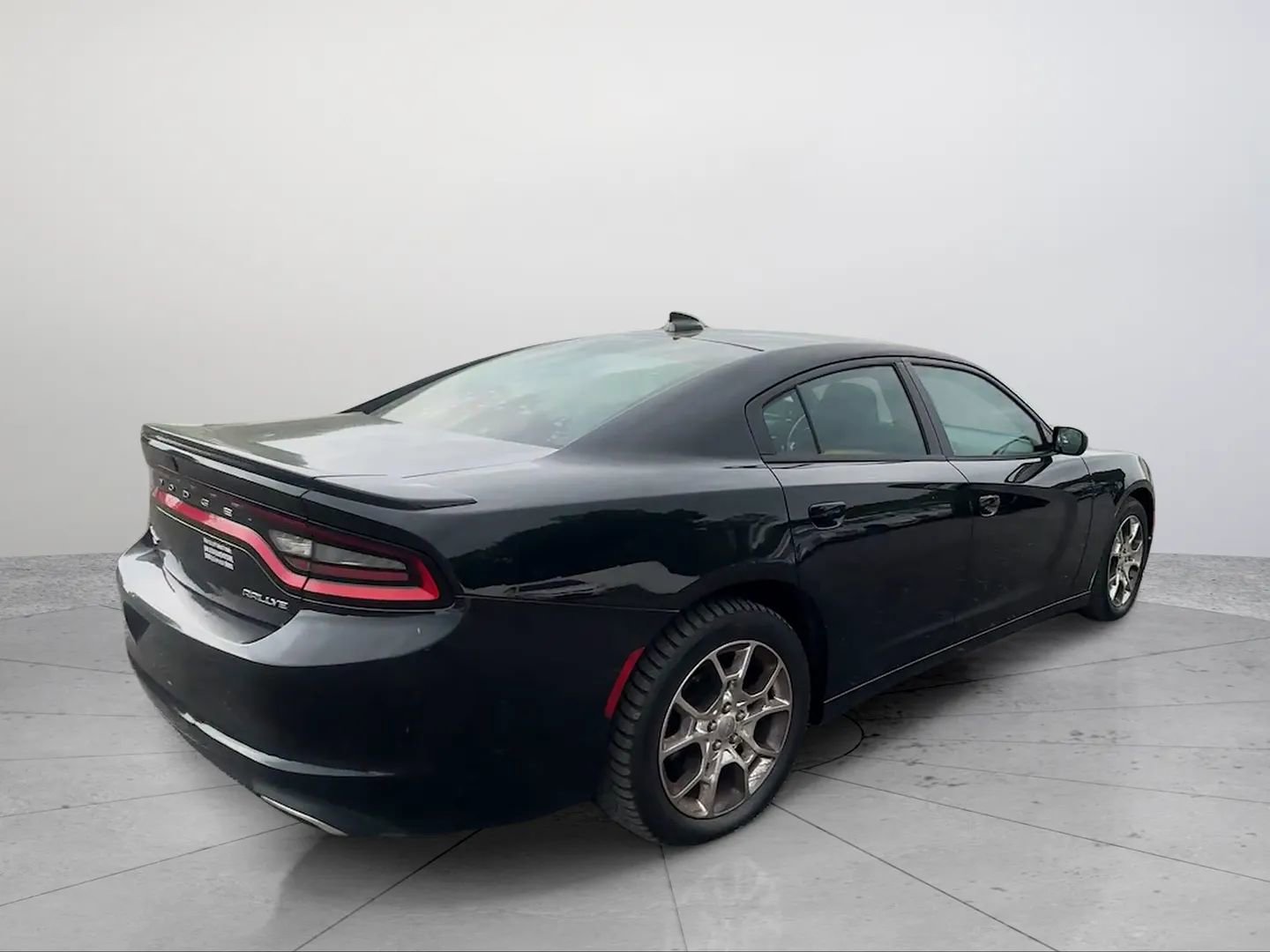 Used 2016 Dodge Charger SXT w/ Rallye Group AWD/4WD image 5