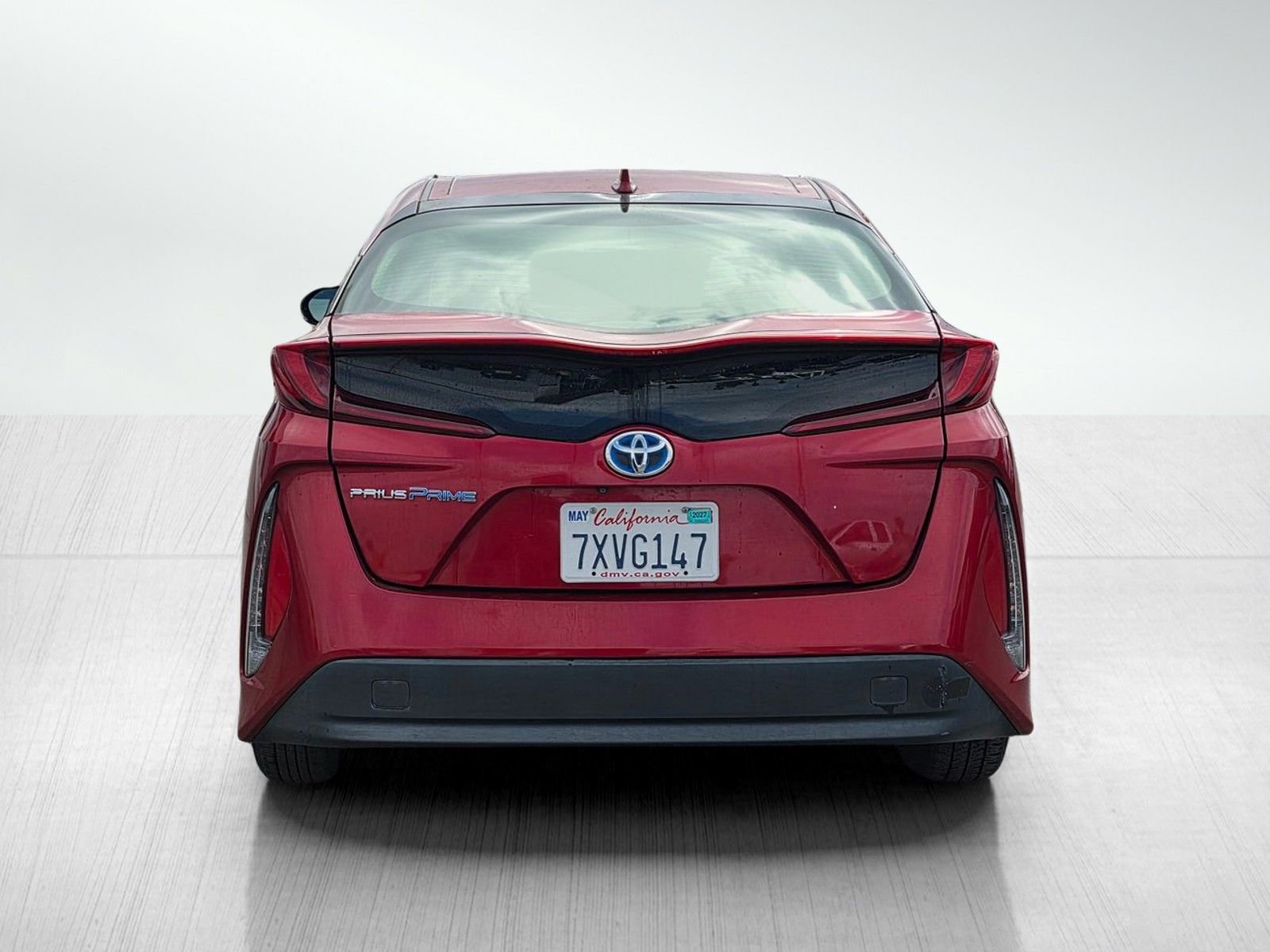 Used 2017 Toyota Prius Prime Plus w/ Carpet Mat Package FWD image 6