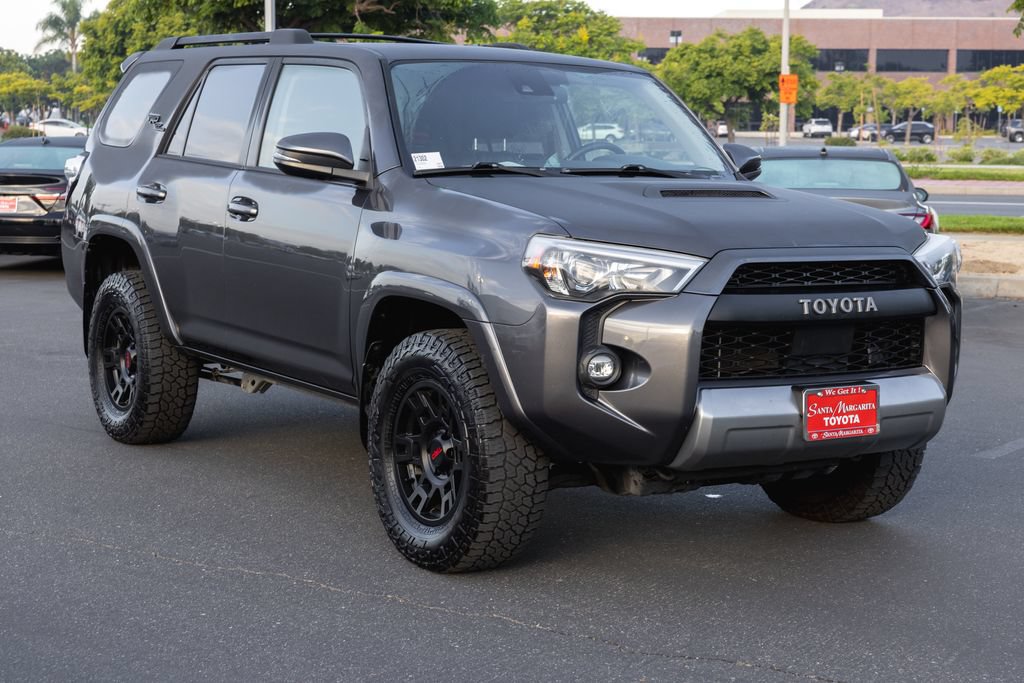 Used 2022 Toyota 4Runner TRD Off-Road Premium AWD/4WD image 3
