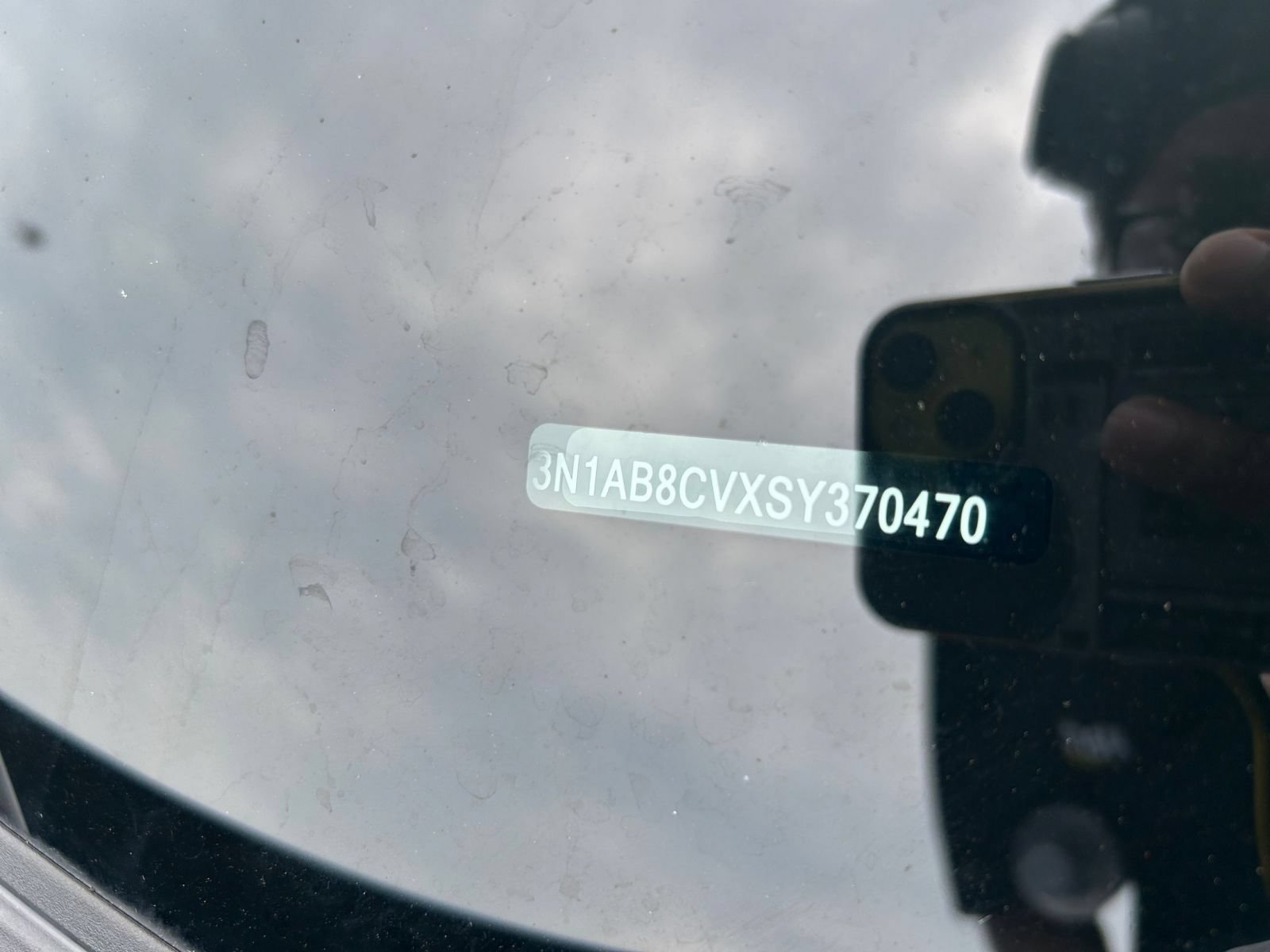 Used 2025 Nissan Sentra SV FWD image 22