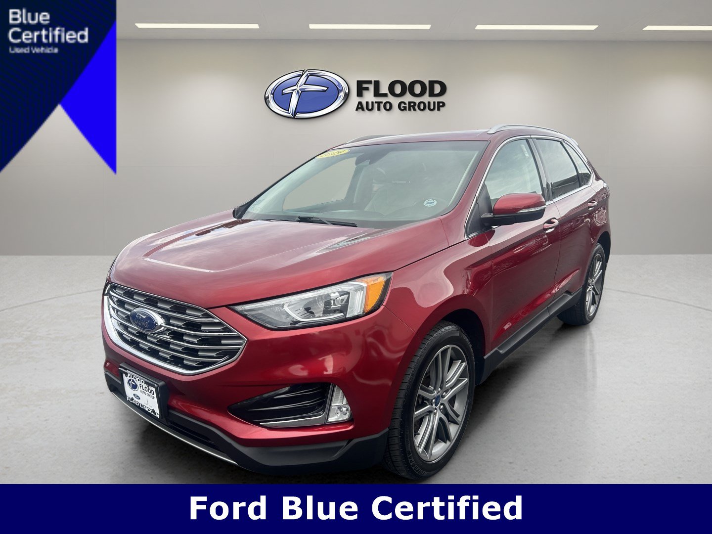 Used 2019 Ford Edge Titanium w/ Cold Weather Package AWD/4WD image 3