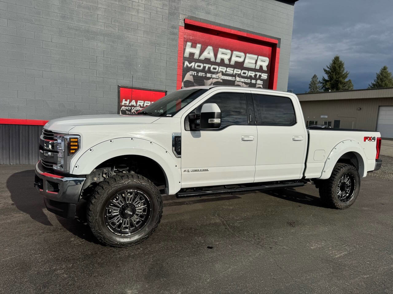Used 2019 Ford F250 Lariat w/ Lariat Value Package image 8