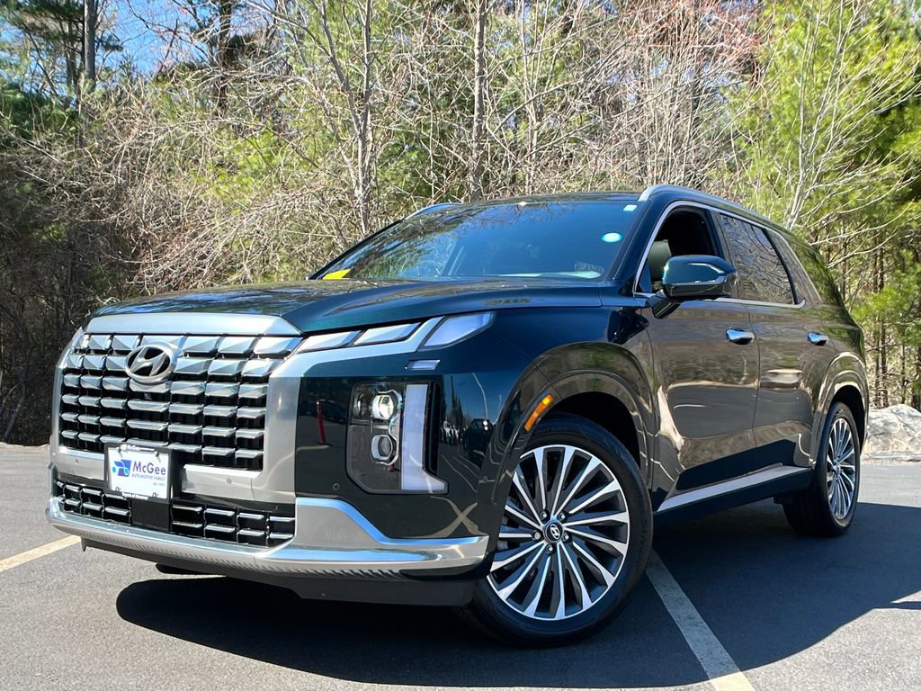 Used 2025 Hyundai Palisade Calligraphy image 1