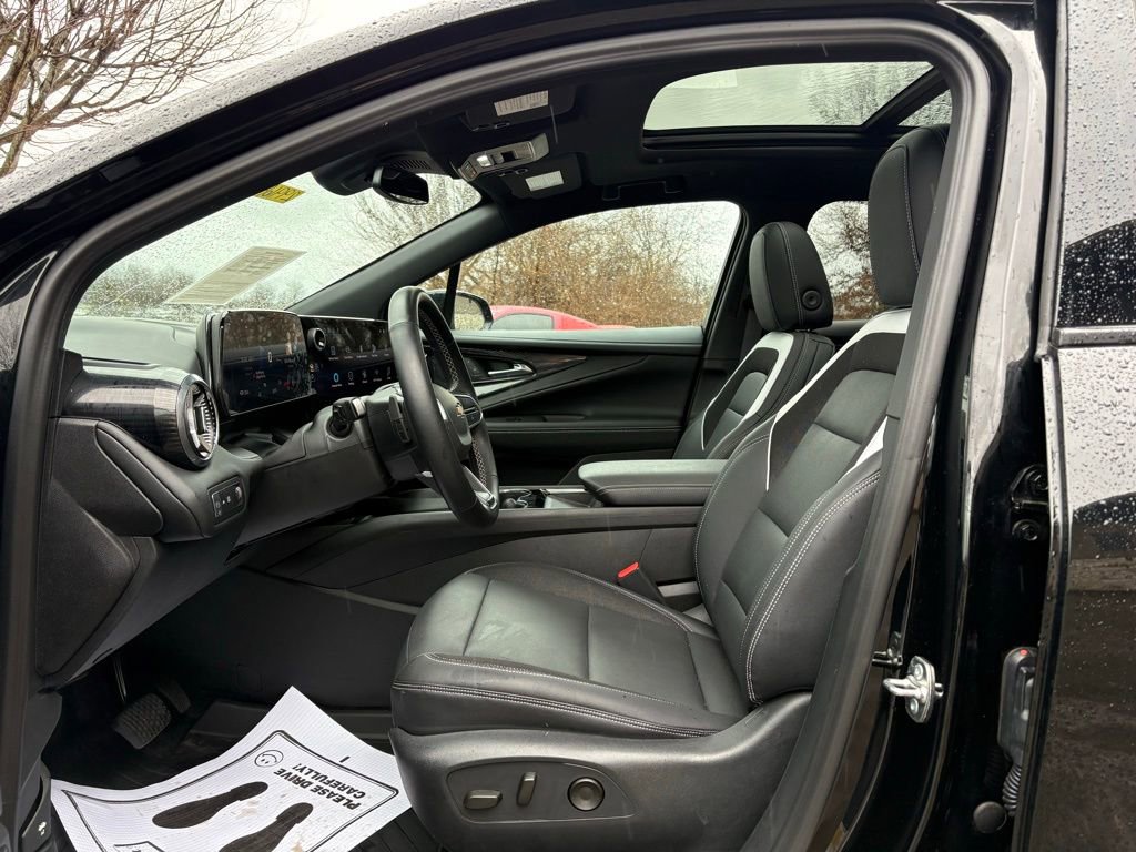 Used 2024 Chevrolet Blazer EV LT image 18