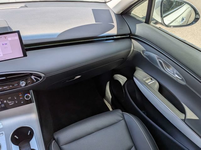 Used 2026 Genesis GV70 2.5T Advanced AWD/4WD image 17