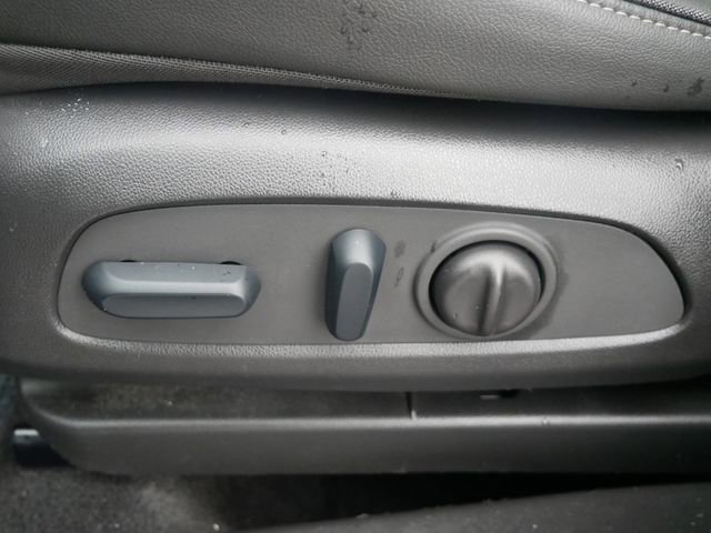 Used 2023 Chevrolet TrailBlazer ACTIV w/ Sun and Liftgate Package image 13