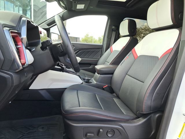 Used 2024 GMC Canyon AT4X image 18