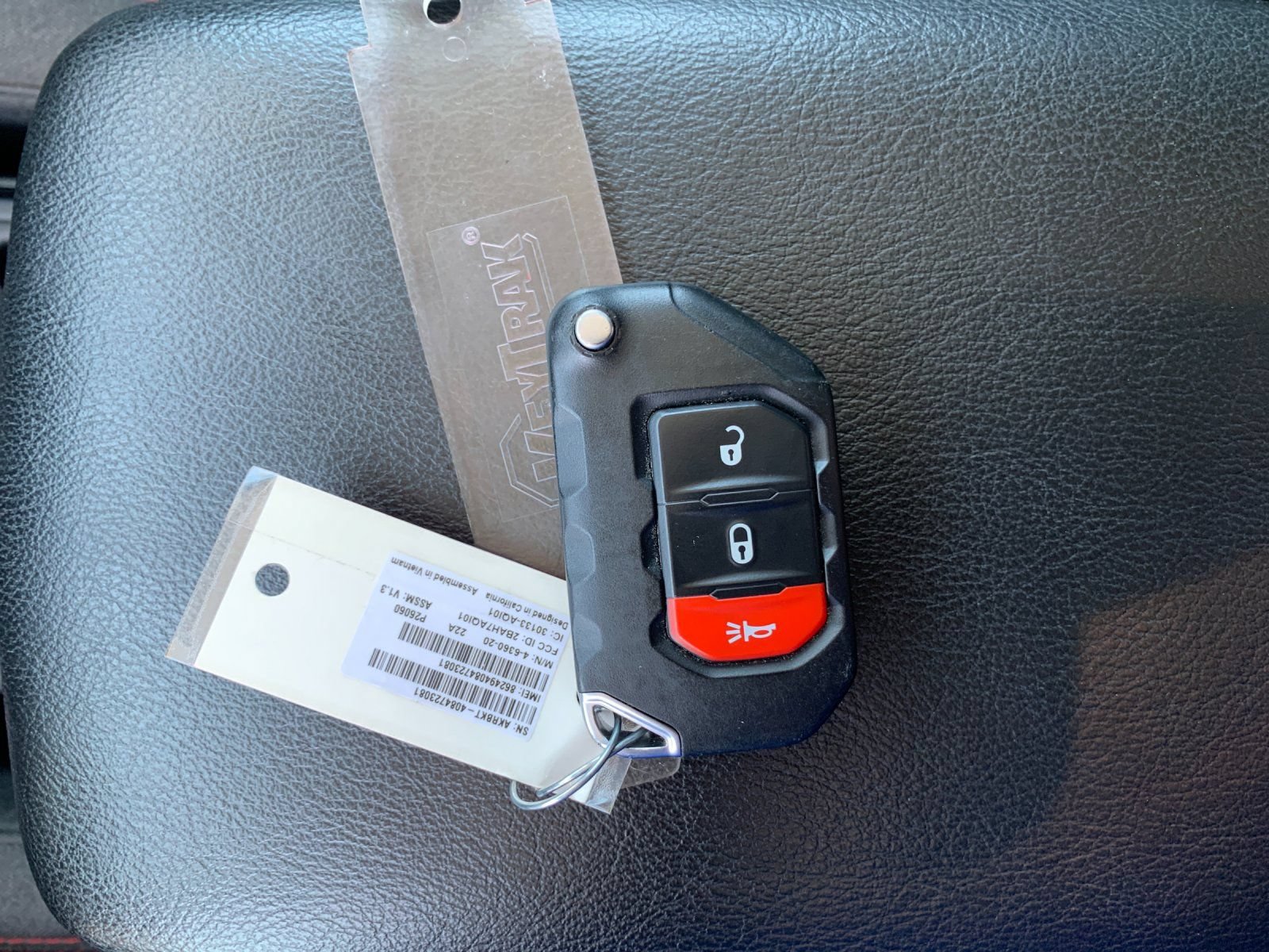 Used 2025 Jeep Wrangler Unlimited Rubicon AWD/4WD image 9