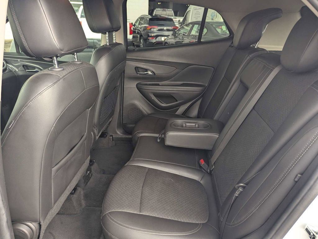 Used 2021 Buick Encore Preferred w/ Safety Package FWD image 14