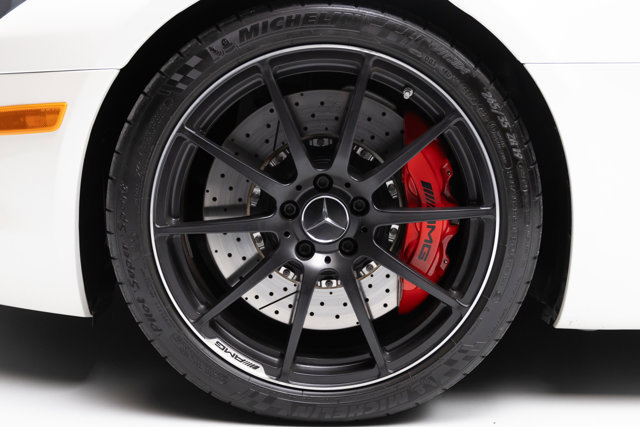 Used 2014 Mercedes-Benz SLS AMG GT Roadster image 5