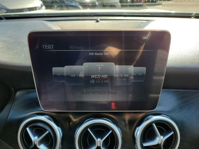 Used 2019 Mercedes-Benz GLA 250 4MATIC image 31