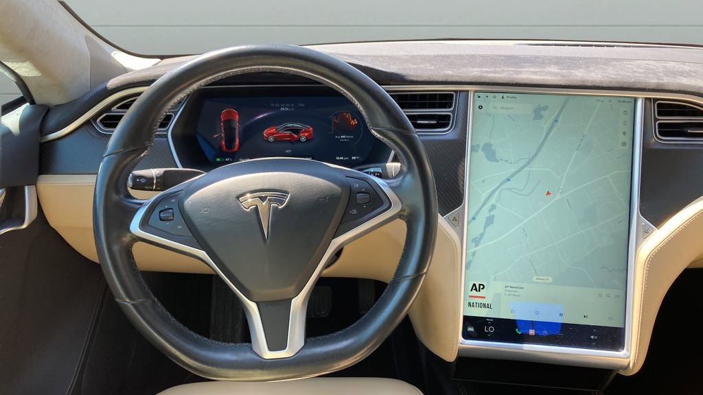 Used 2015 Tesla Model S 85D image 11