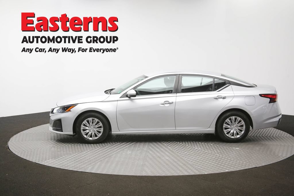 Used 2023 Nissan Altima 2.5 S FWD image 58