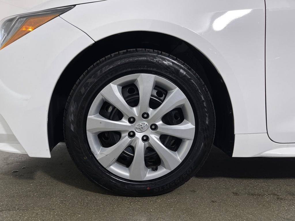 Certified 2024 Toyota Corolla LE image 11
