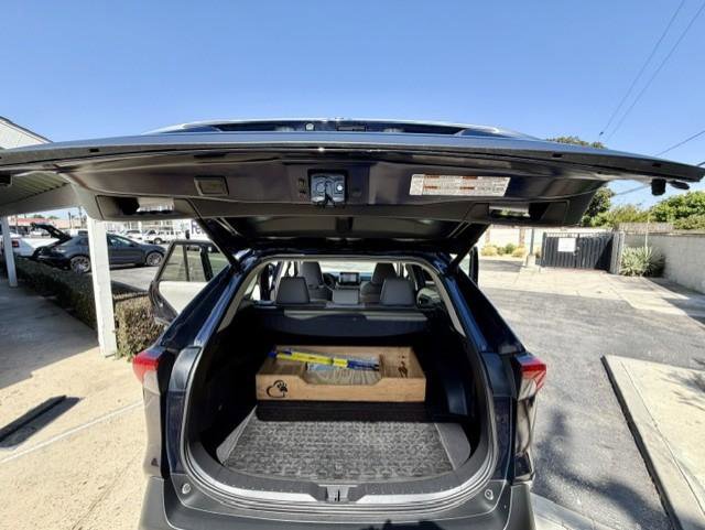 Used 2019 Toyota RAV4 Limited w/ Carpet Mat Package FWD image 10