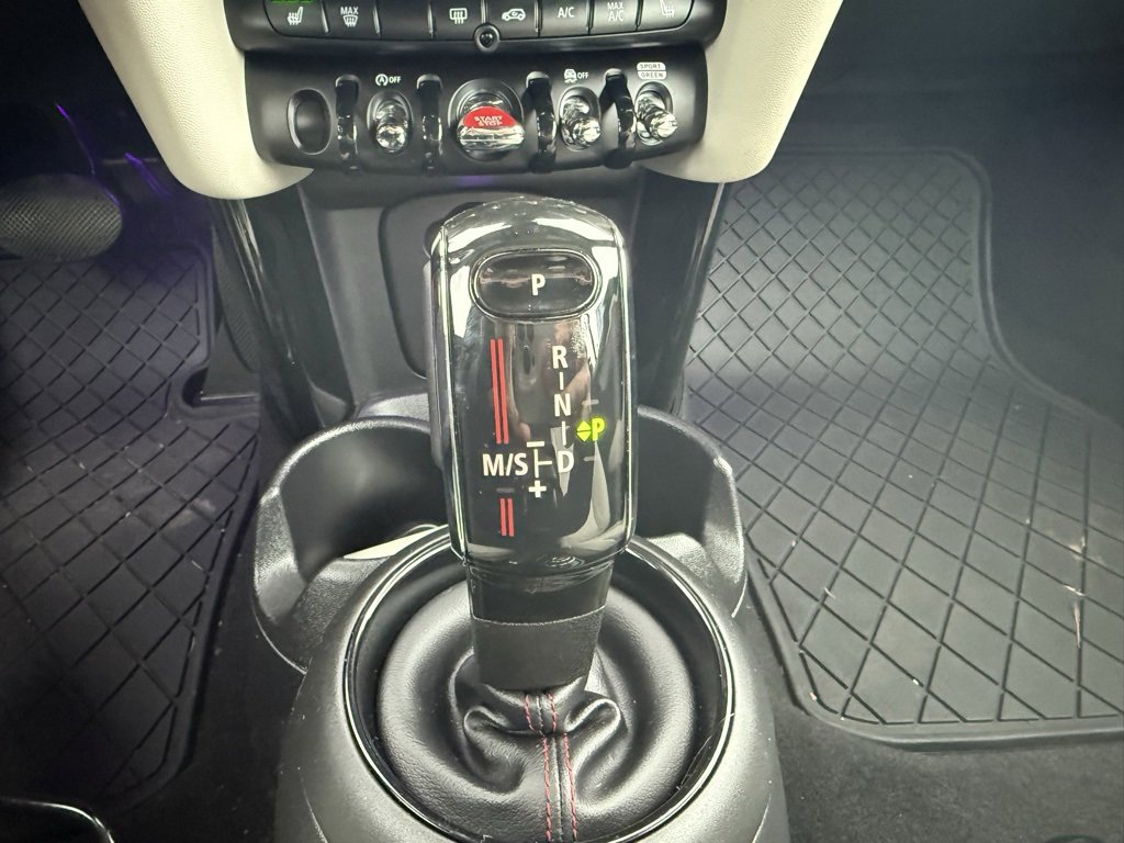 Used 2020 MINI Cooper S w/ Signature Upholstery Package image 23