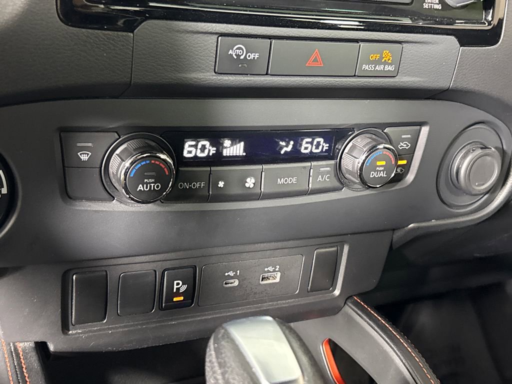 Used 2023 Nissan Frontier PRO-4X w/ Technology Package image 19