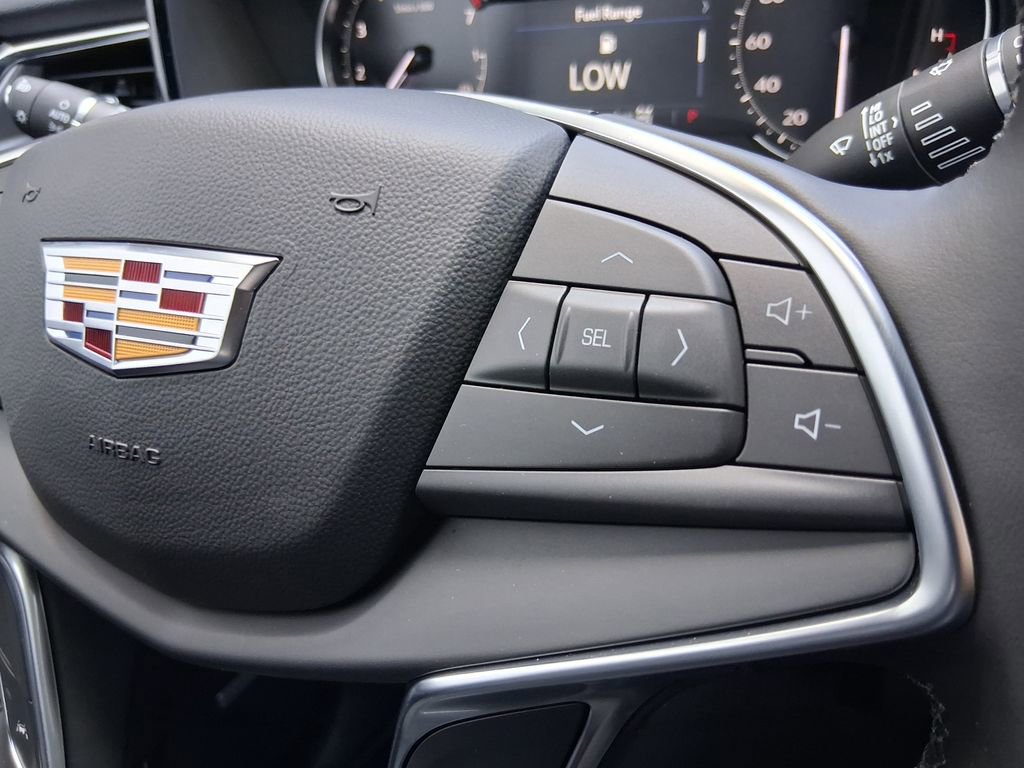 New 2026 Cadillac XT5 Luxury w/ LPO, Floor Liner Package AWD/4WD image 12