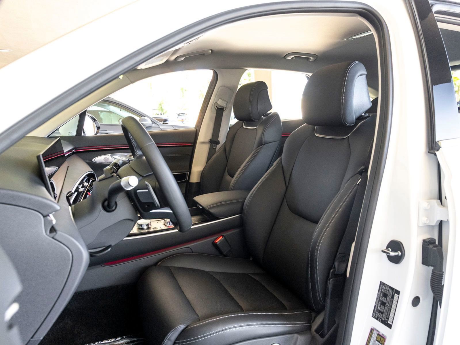 Used 2026 Genesis GV70 2.5T AWD/4WD image 14