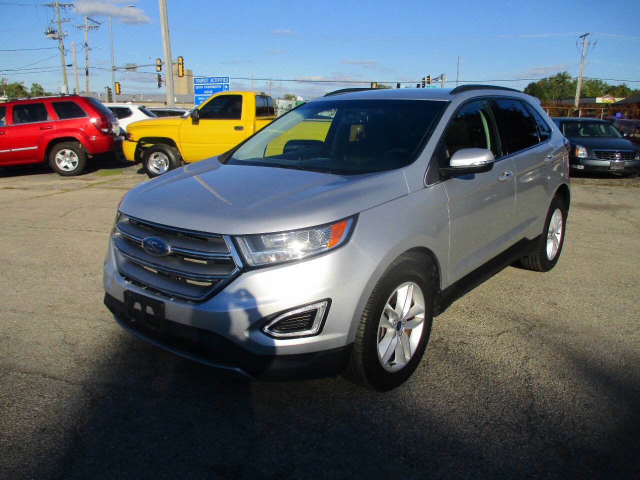 Used 2017 Ford Edge SEL w/ Class II Trailer Tow Package image 1