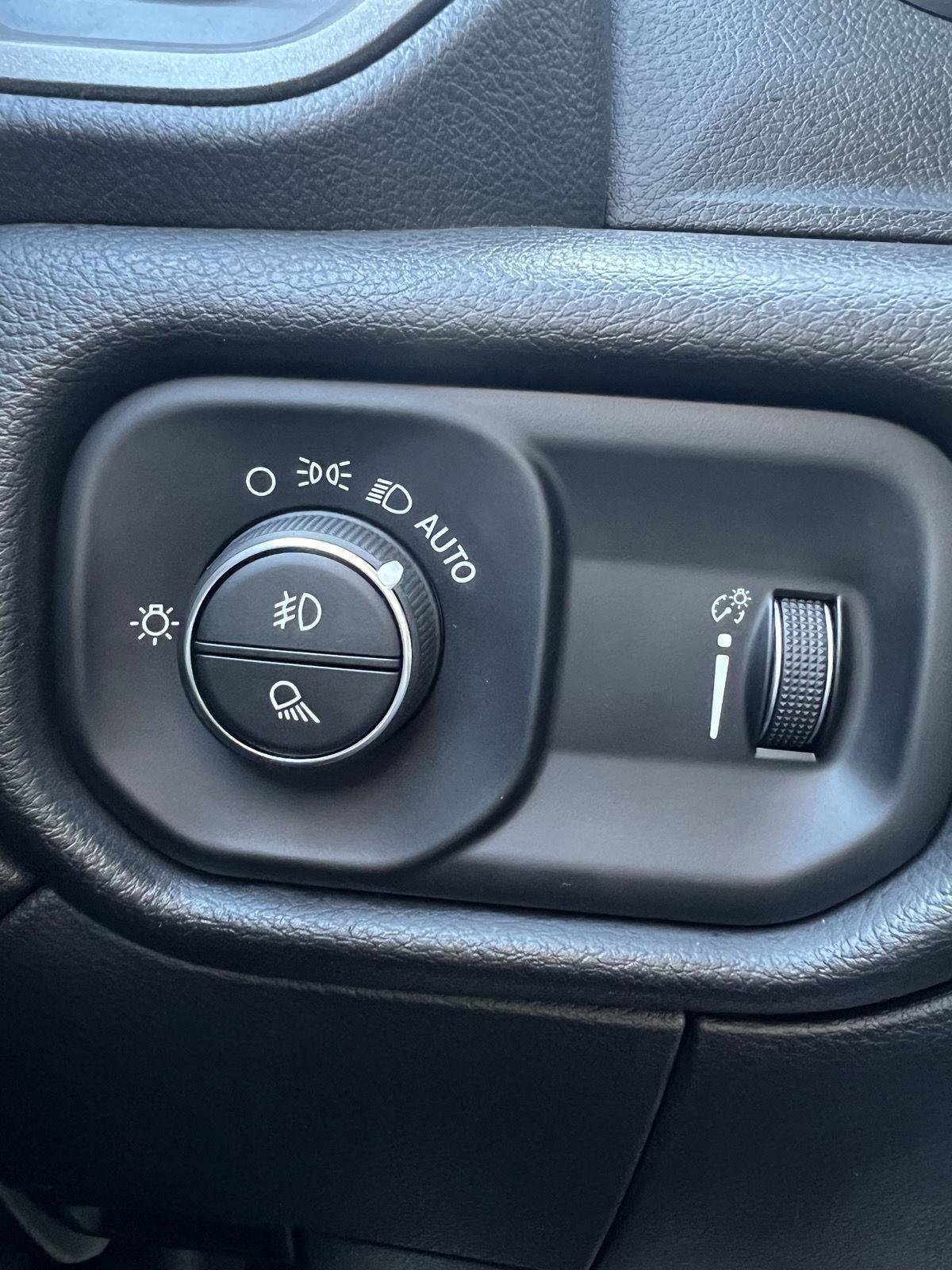 Used 2022 RAM 5500 Tradesman image 11