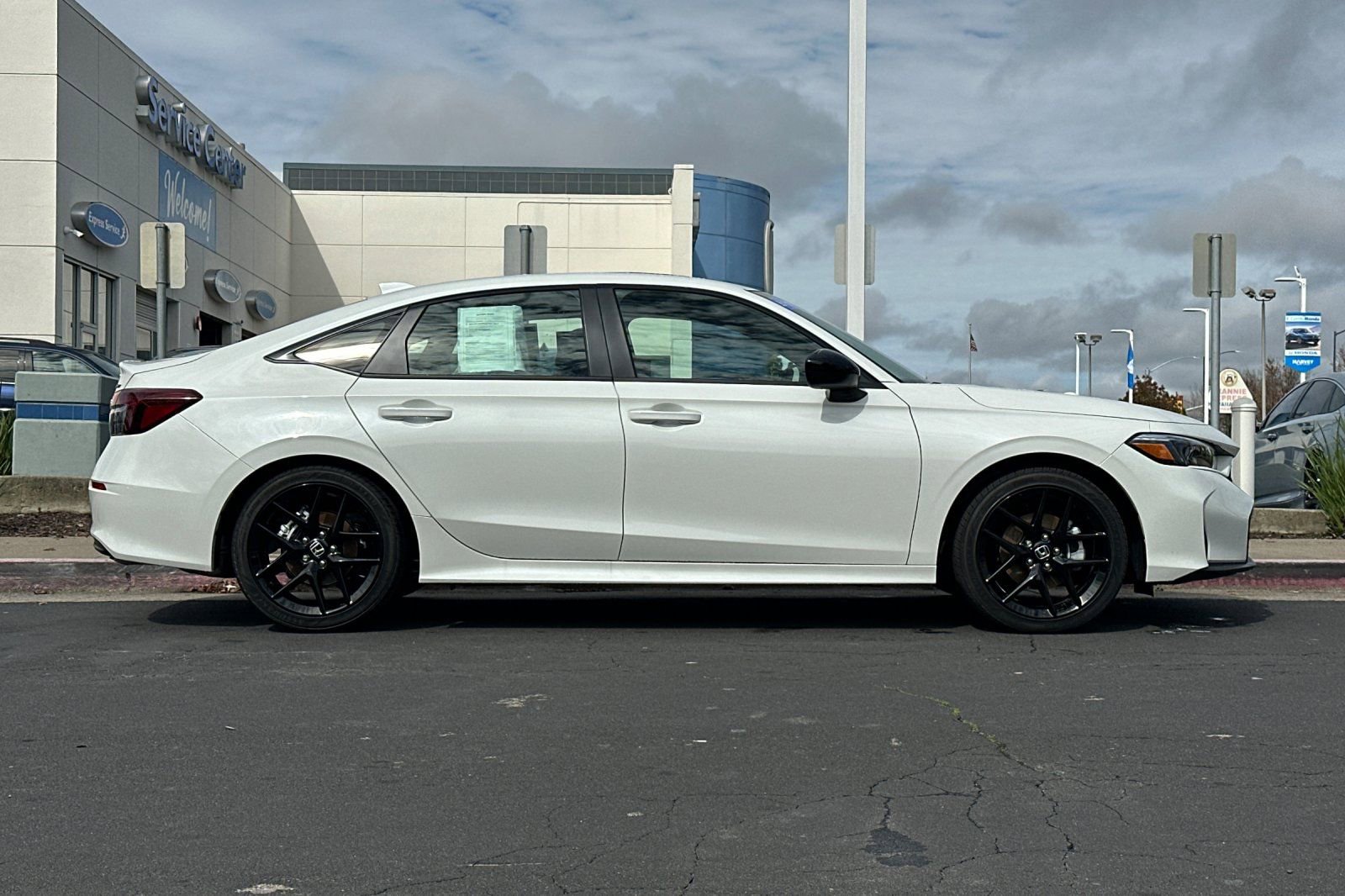 Used 2026 Honda Civic Sport image 2