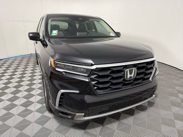 Used 2025 Honda Pilot EX-L image 8