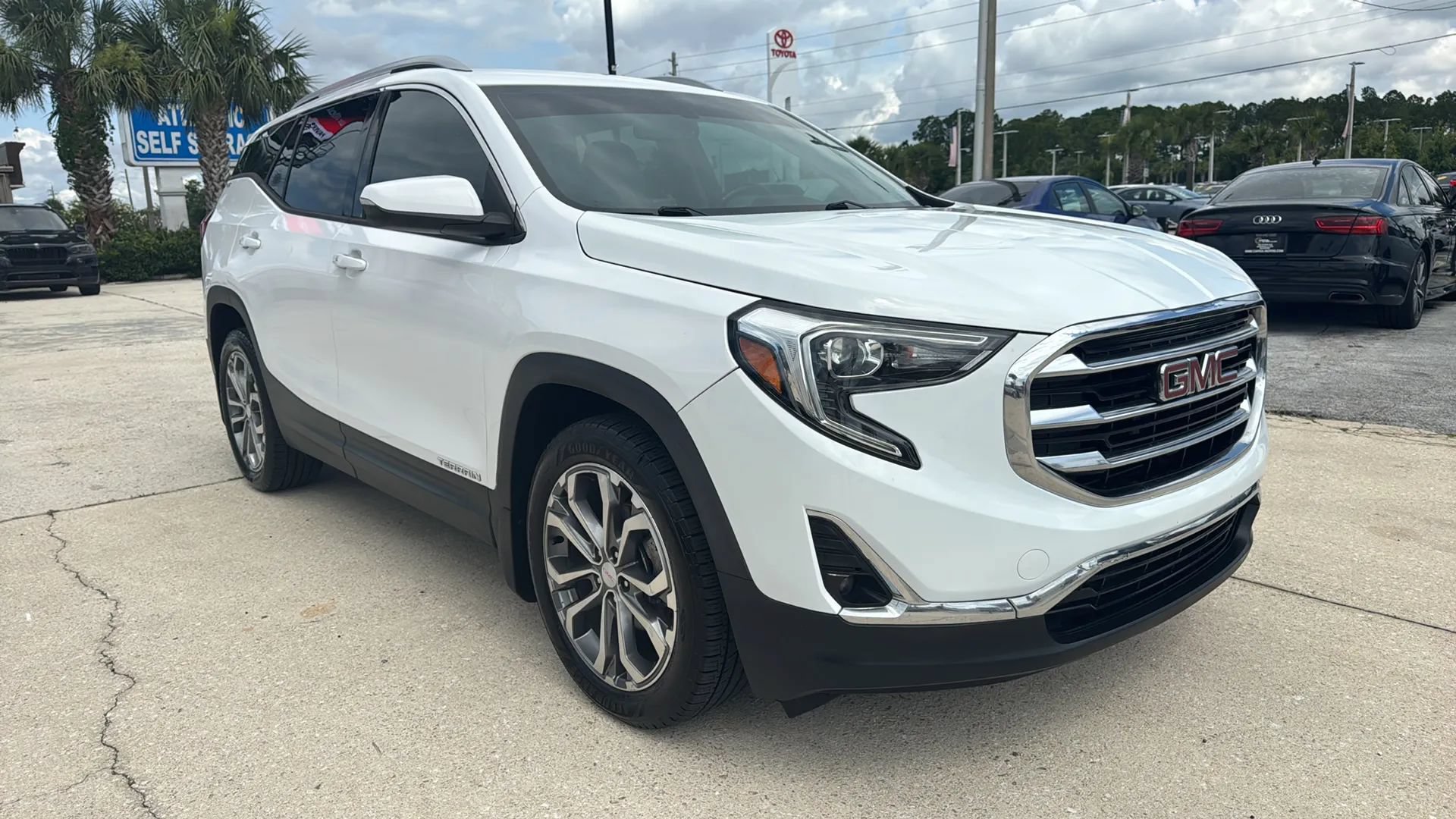 Used 2019 GMC Terrain SLT FWD image 7