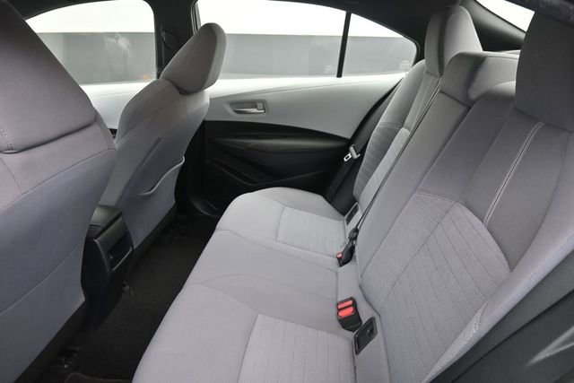 Used 2020 Toyota Corolla SE w/ SE Premium Package FWD image 19