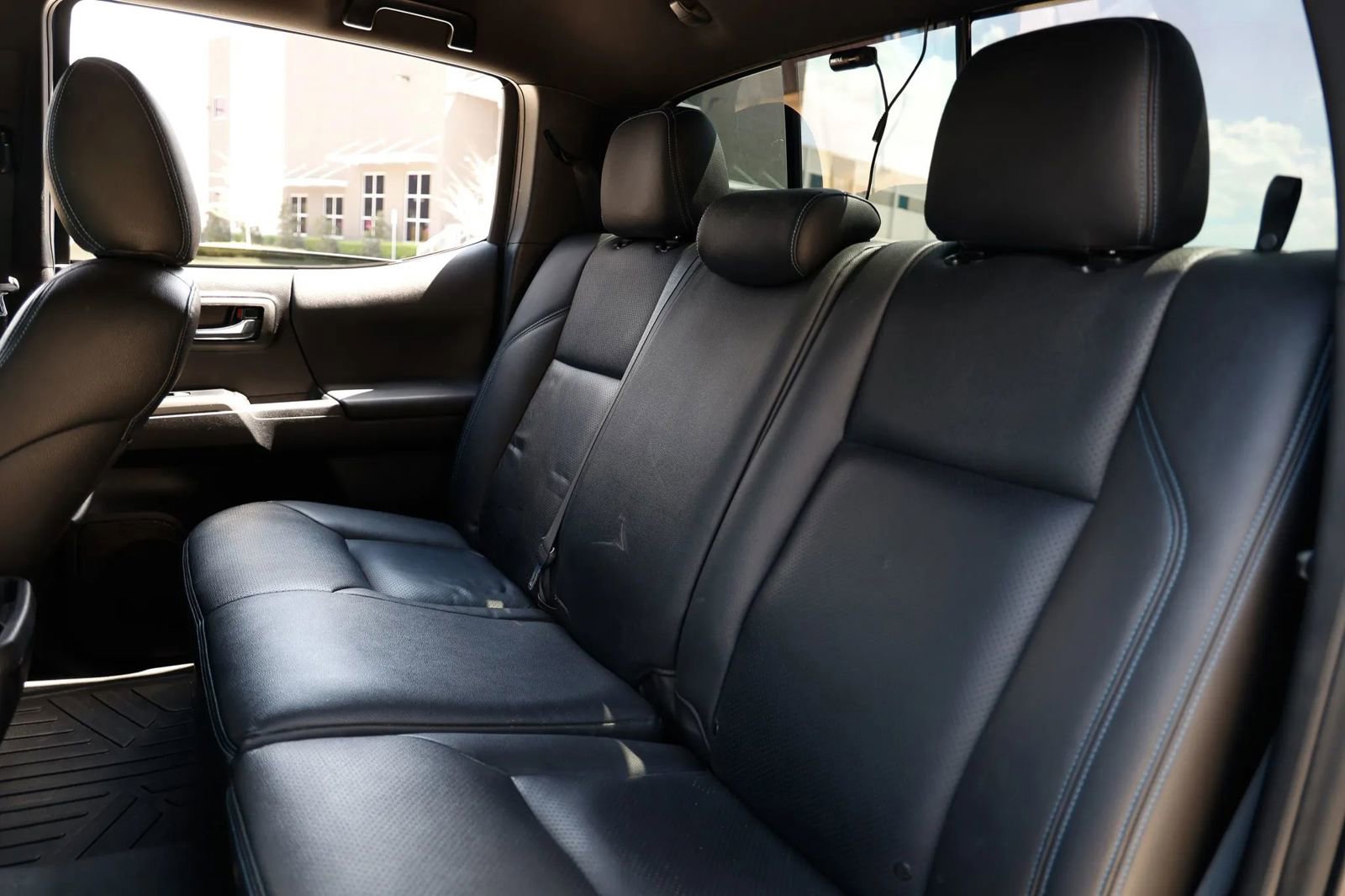 Used 2019 Toyota Tacoma TRD Sport RWD image 8