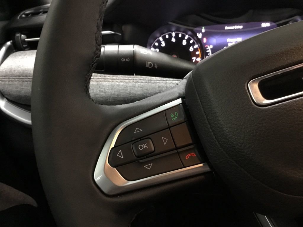 Used 2024 Jeep Compass Latitude image 38