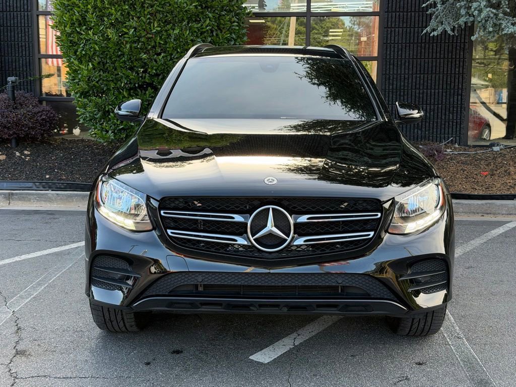 Used 2019 Mercedes-Benz GLC 300 4MATIC image 3