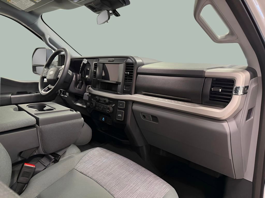 New 2026 Ford F250 XLT w/ 360-Degree Camera Package AWD/4WD image 15